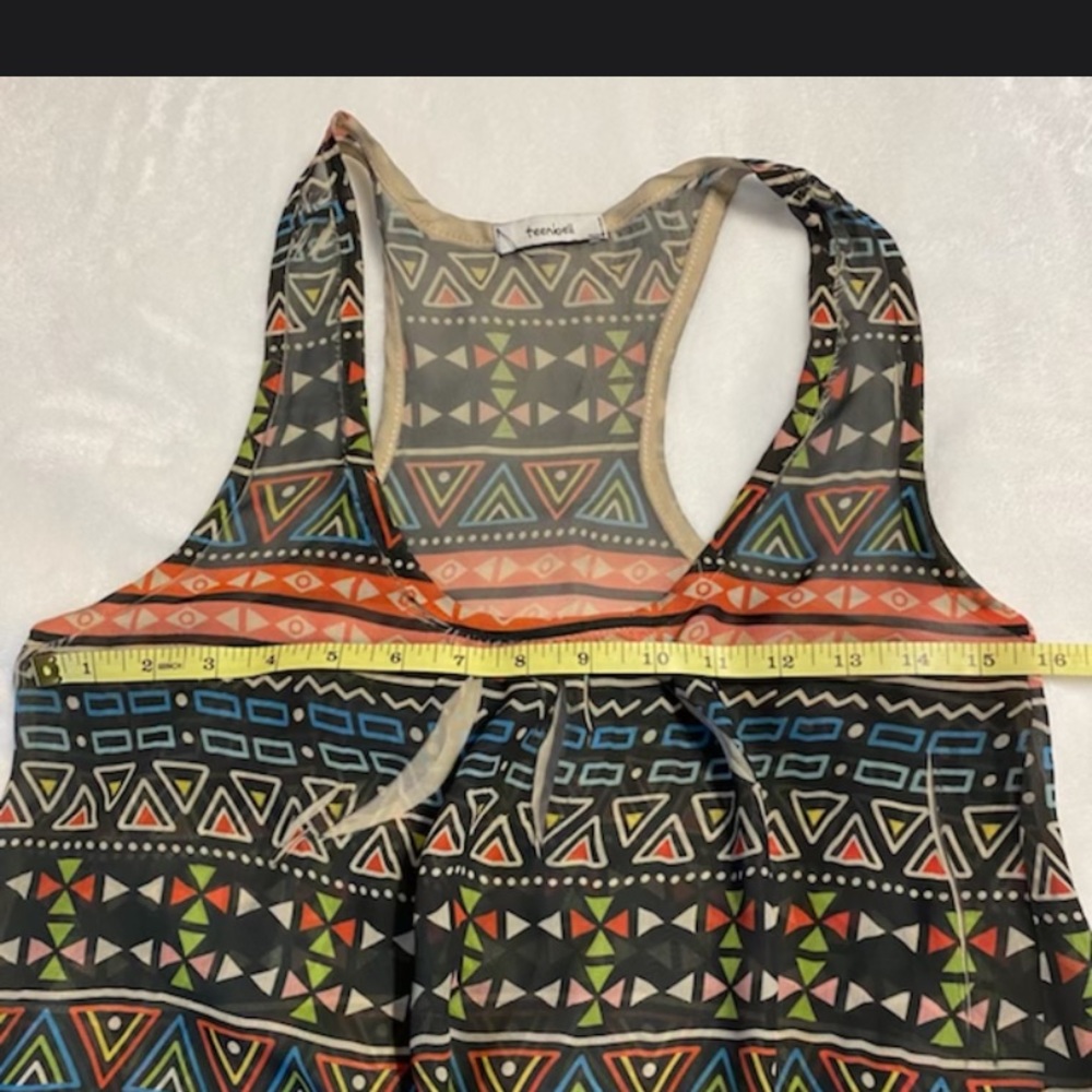 Aztec Pattern Tank Top Small . - Picture 6 of 6